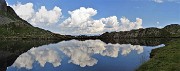 91 Nuvole bianche si specchiano nel lago !